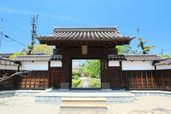 良福寺山門の画像