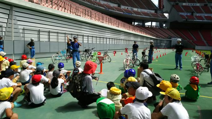 交通少年団集合訓練（豊田スタジアム）の画像1