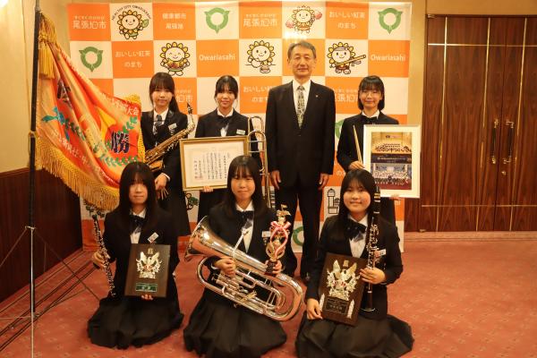 東中吹奏楽表敬2