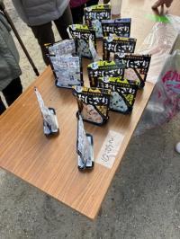 配給のおにぎり