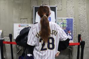 3月8日ユニホームを着ている方の写真