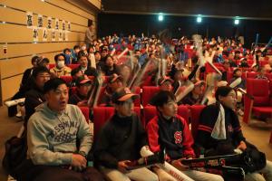 3月8日盛り上がっている写真3