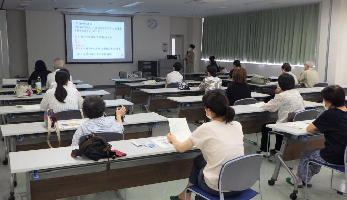 7月7日食育推進講演会・給食試食会1