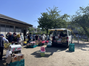 青空市のようす
