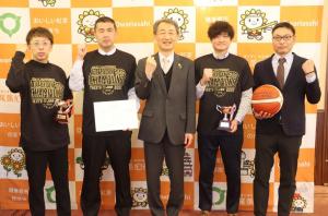 有賀さん、横山さん、中村さん、西條さん、才藤さん 写真