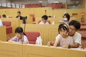 市議会の説明参加者風景