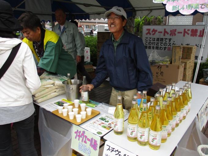 プチヴェール酢の試飲の画像